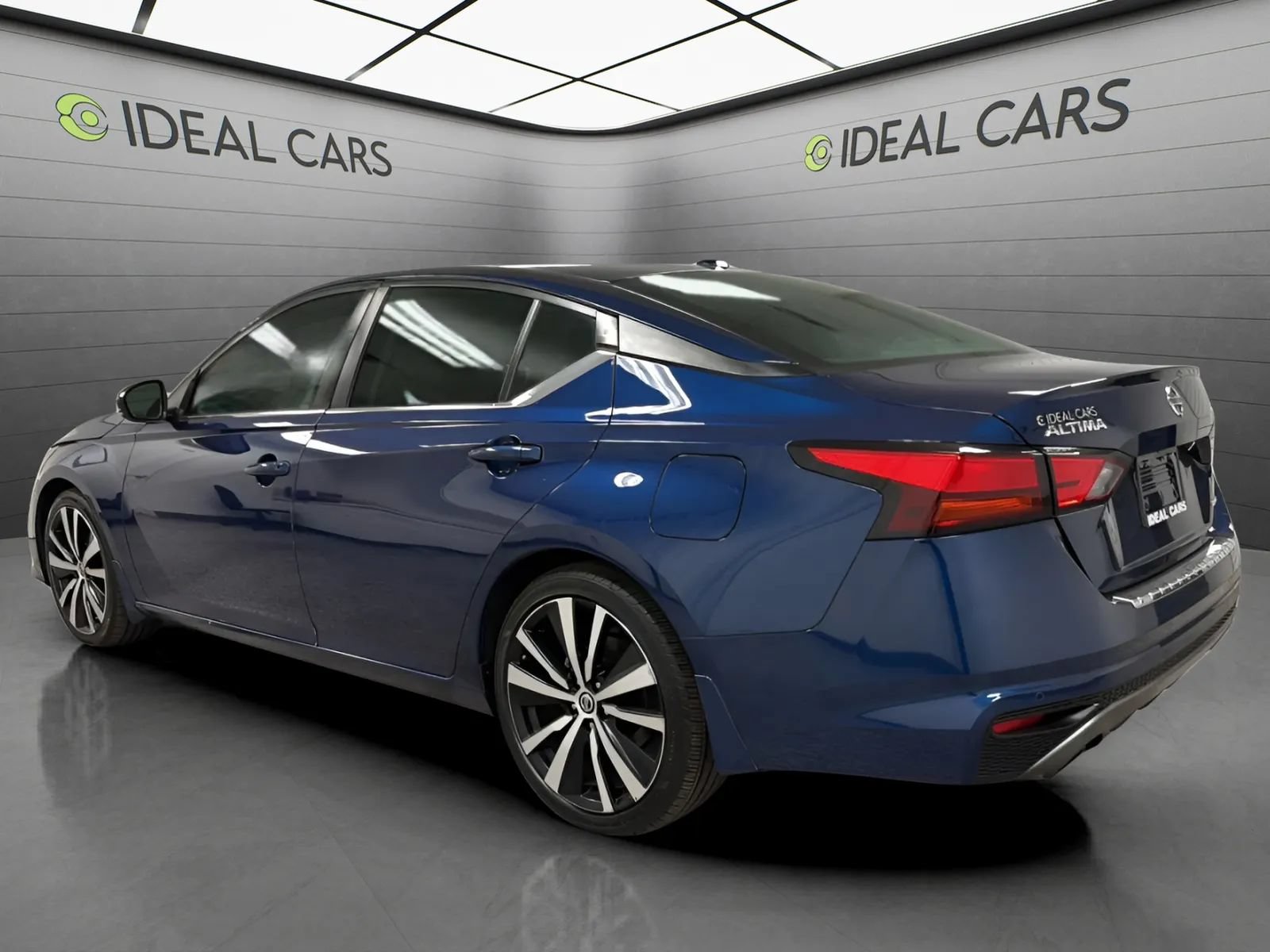 Used 2021 Nissan Altima 2.0 SR FWD image 7