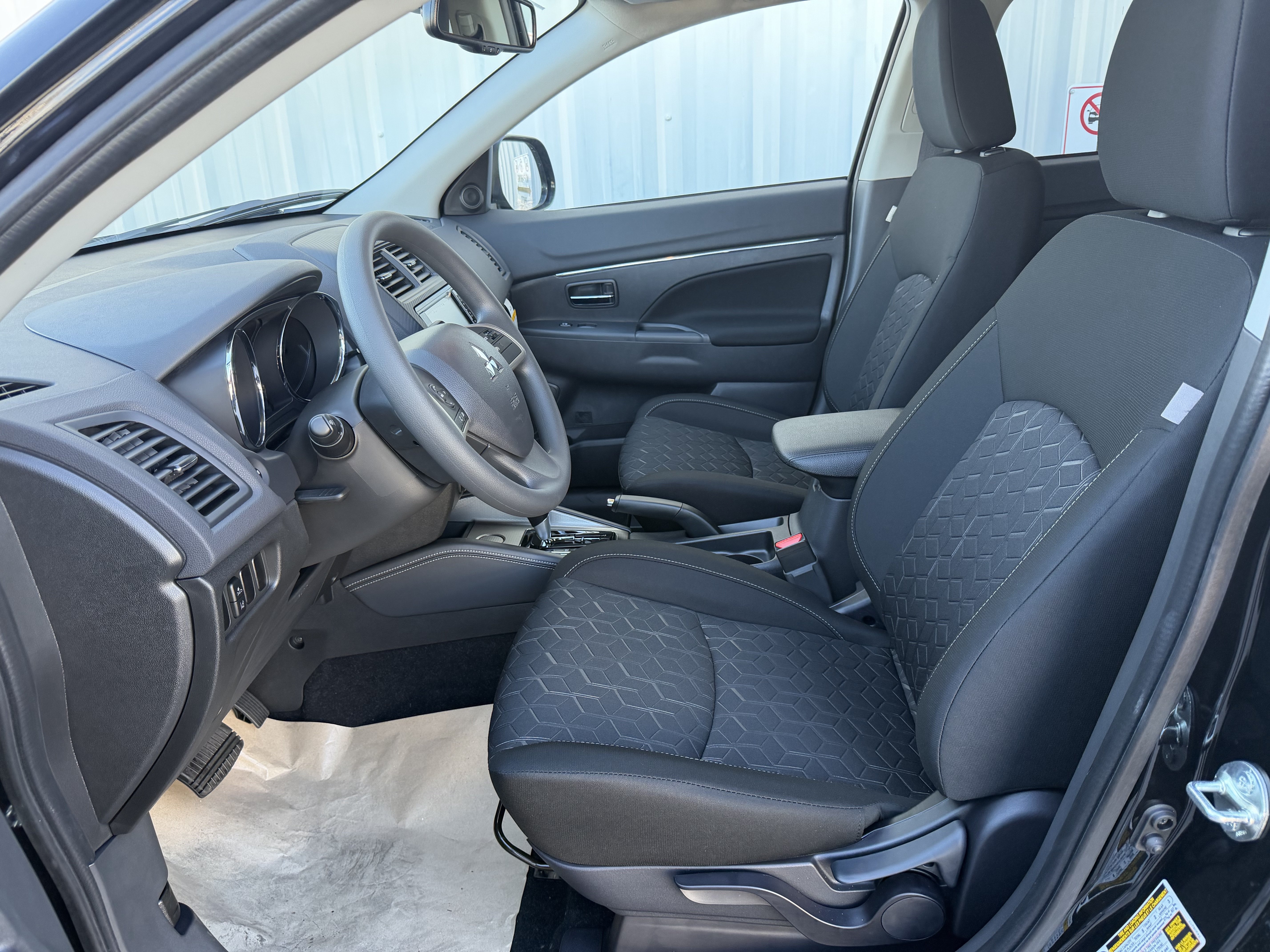 New 2027 Mitsubishi Outlander Sport FWD image 10