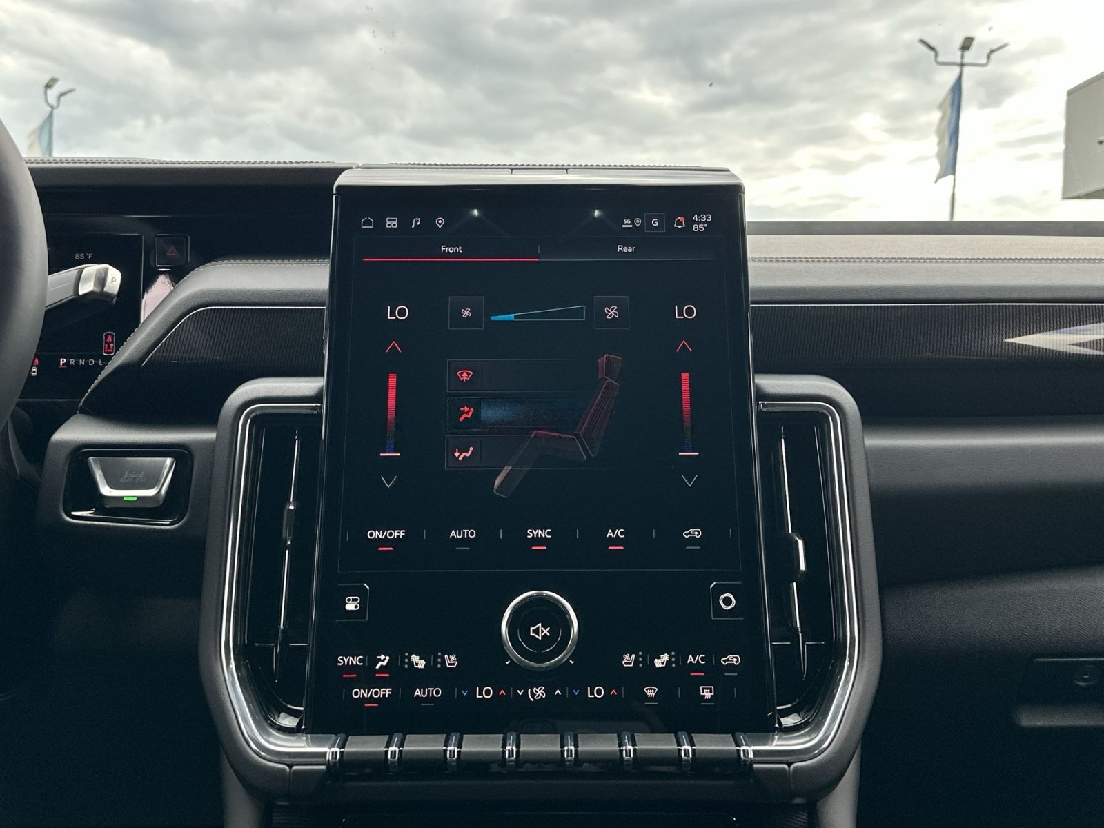 New 2026 GMC Yukon XL Elevation w/ Elevation Premium Package AWD/4WD image 21