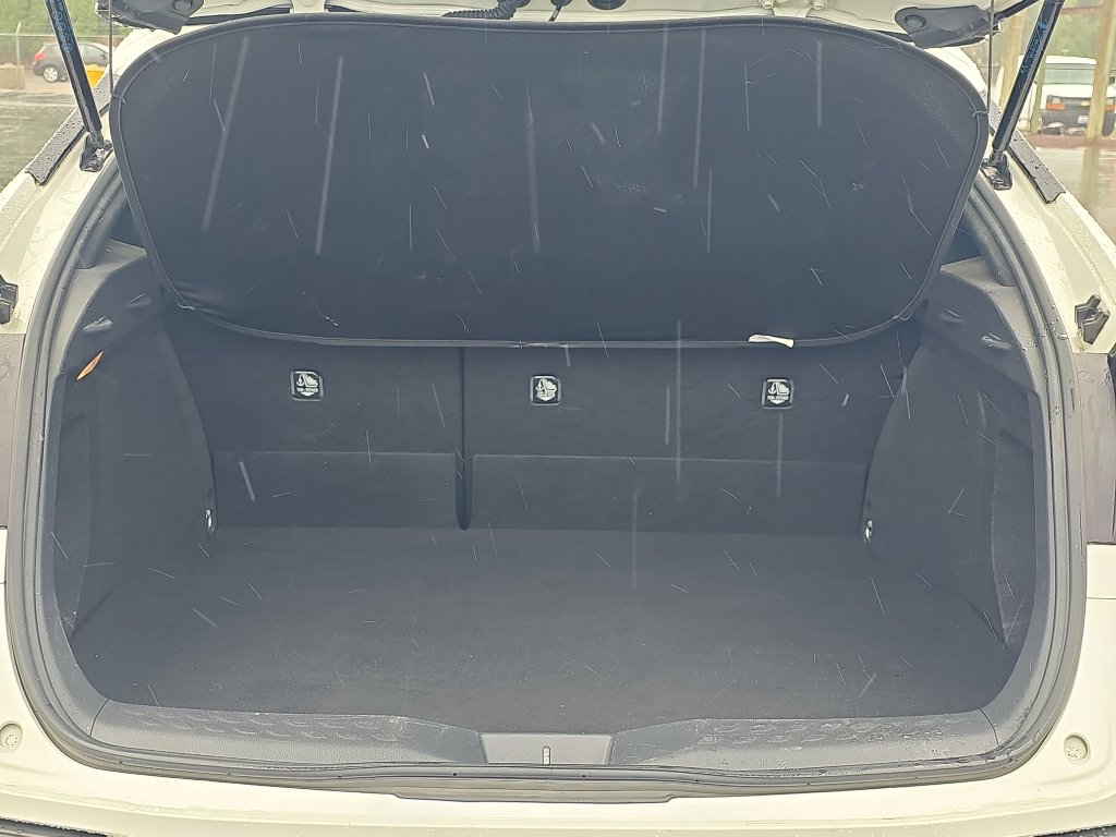 Used 2020 Toyota C-HR XLE image 9