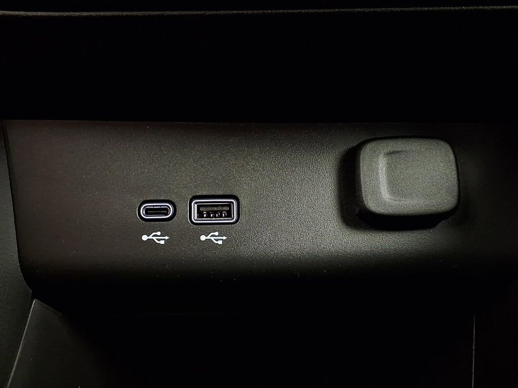 New 2026 Buick Encore GX Preferred w/ Comfort Package FWD image 23