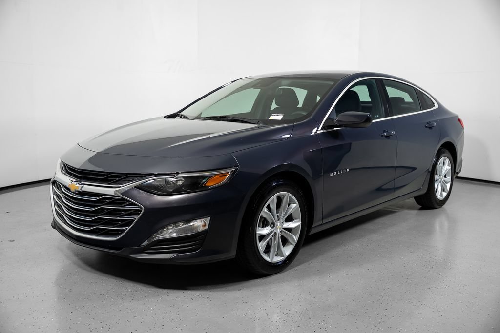 Used 2025 Chevrolet Malibu LT FWD image 16