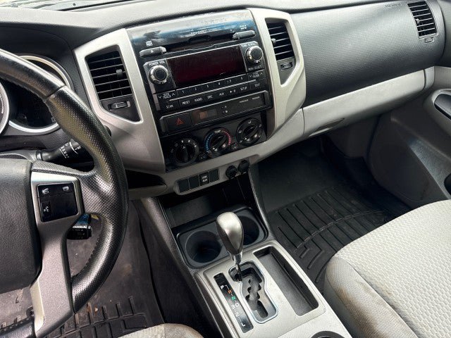 Used 2012 Toyota Tacoma PreRunner w/ SR5 Pkg RWD image 15