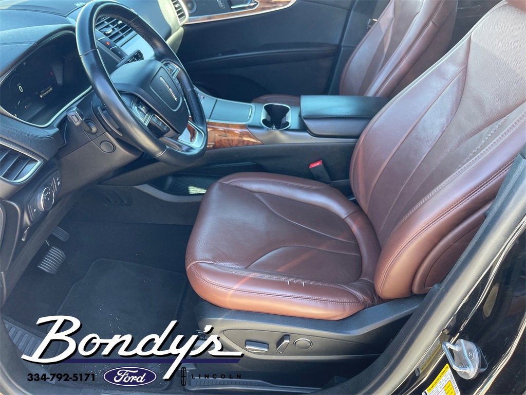 Used 2019 Lincoln Nautilus Reserve image 10