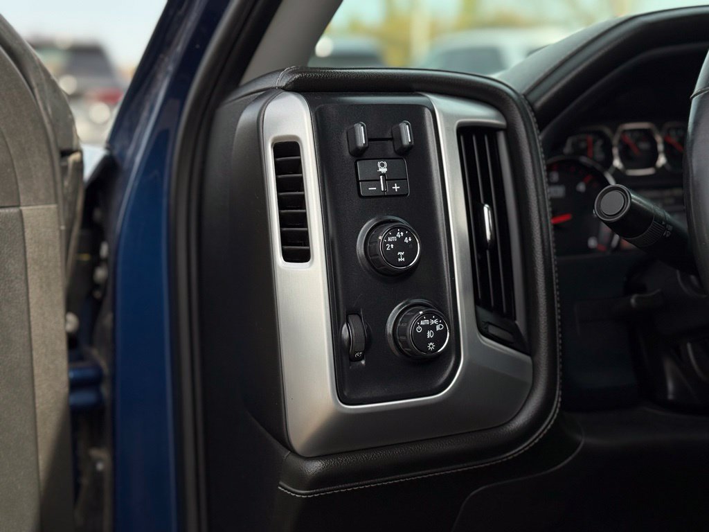 Used 2016 GMC Sierra 1500 SLE w/ SLE Value Package AWD/4WD image 11