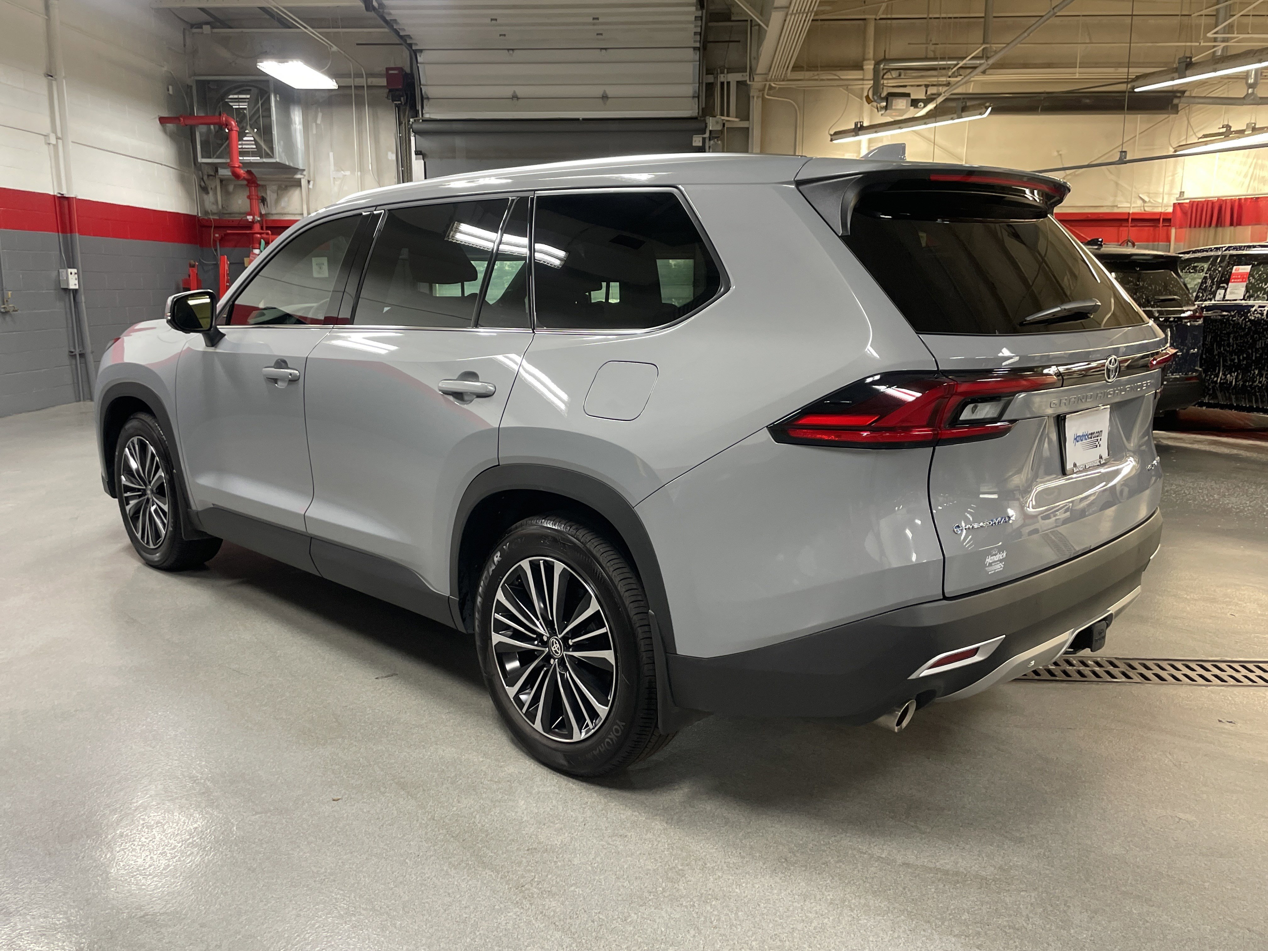 Used 2026 Toyota Grand Highlander AWD Hybrid image 8
