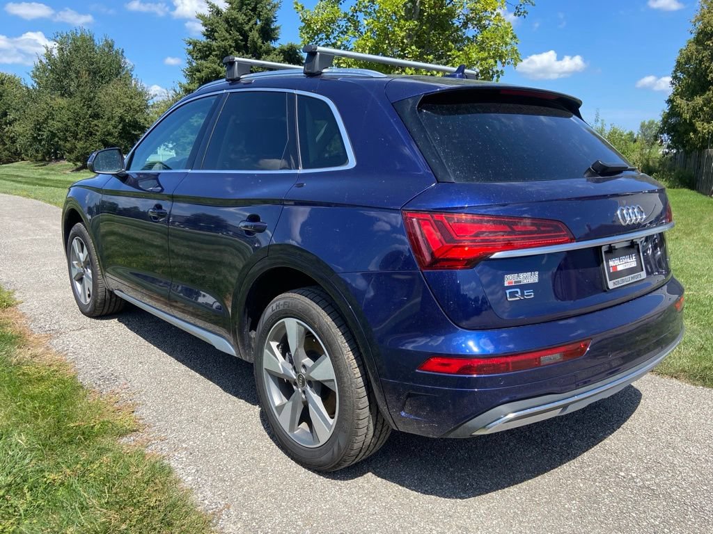 Used 2023 Audi Q5 2.0T Premium Plus w/ Premium Plus Package AWD/4WD image 3
