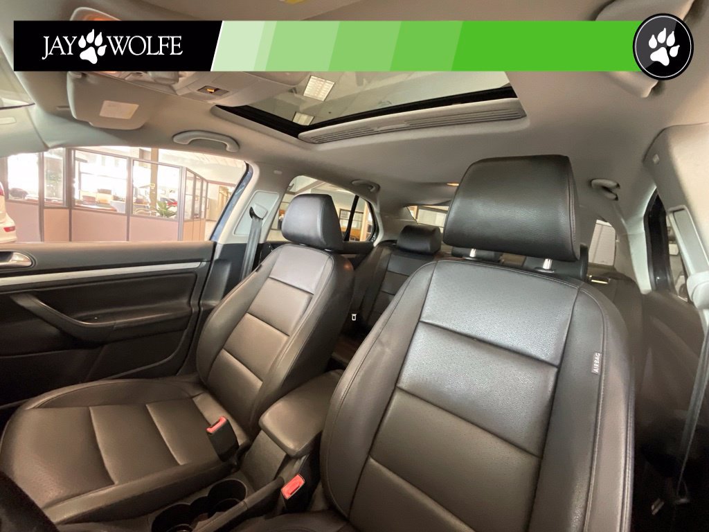 Used 2010 Volkswagen Jetta Limited Edition FWD image 10