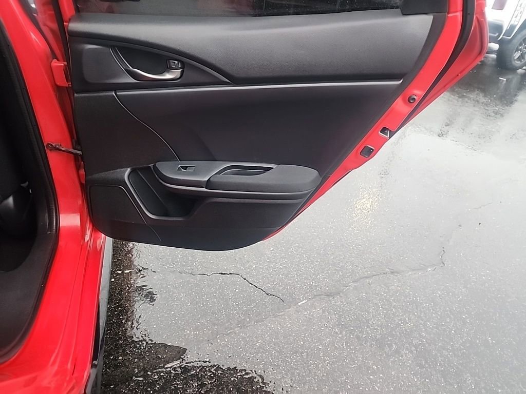Used 2018 Honda Civic Sport image 28