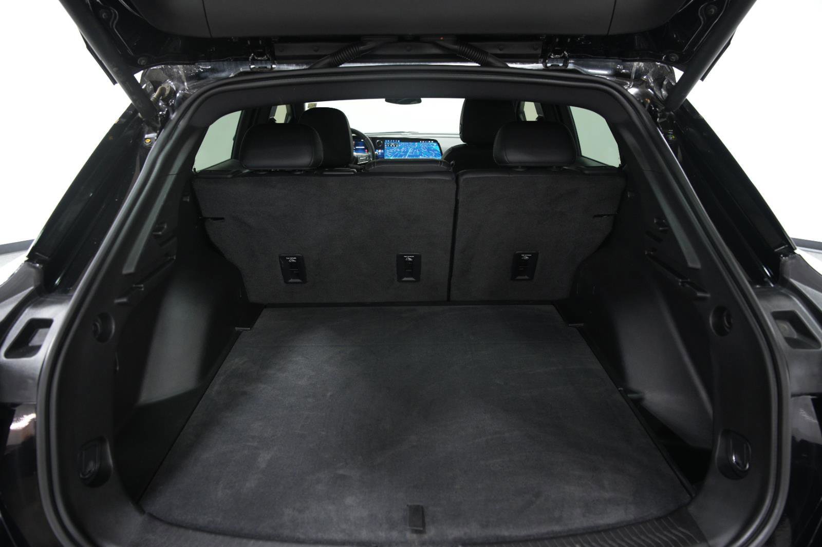 Used 2024 Chevrolet Equinox EV LT image 12