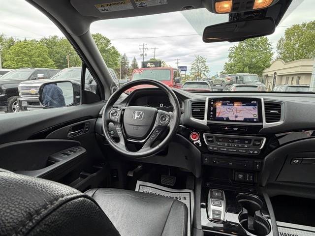 Used 2018 Honda Pilot Touring image 26