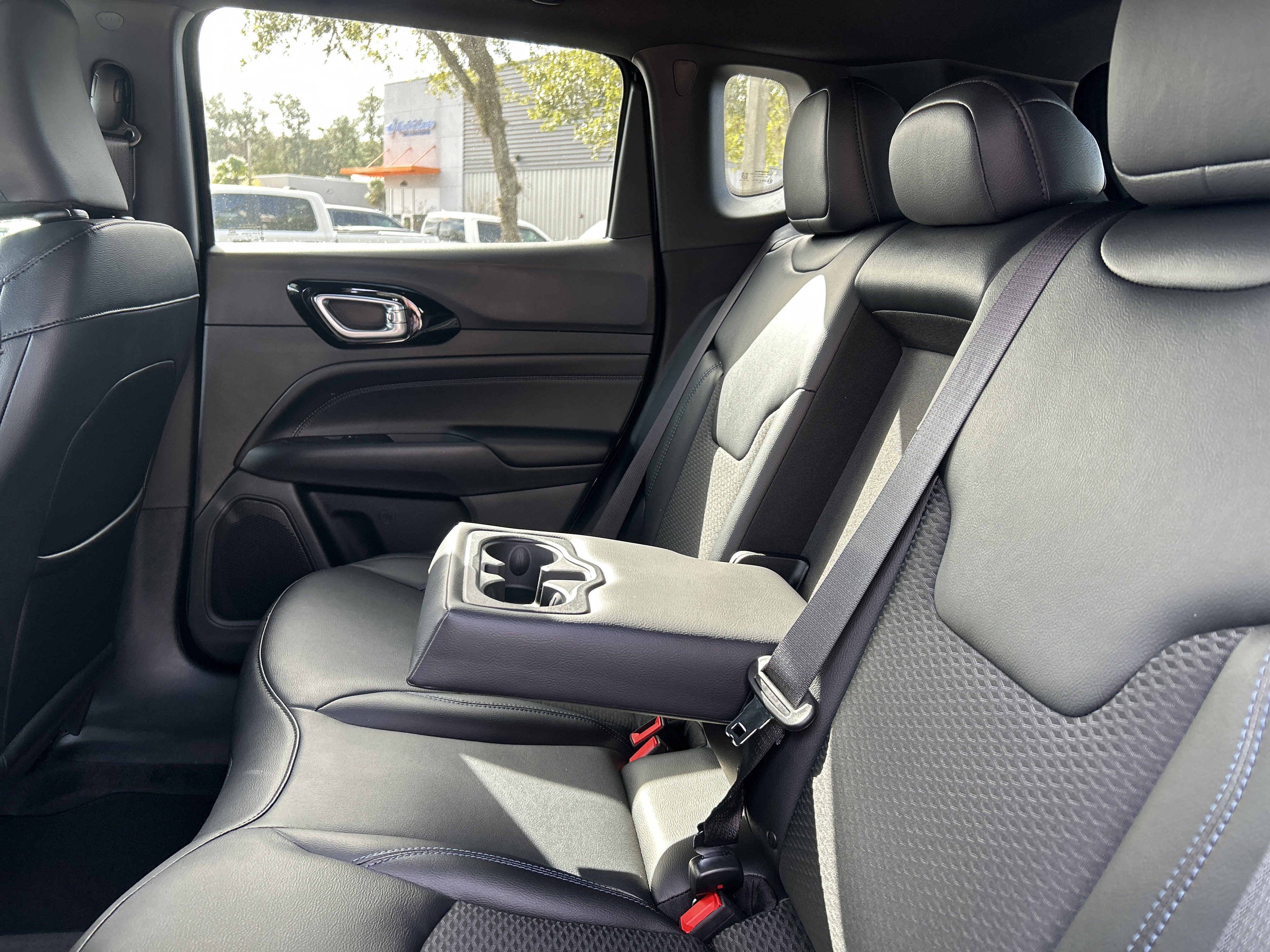 New 2026 Jeep Compass Latitude image 29