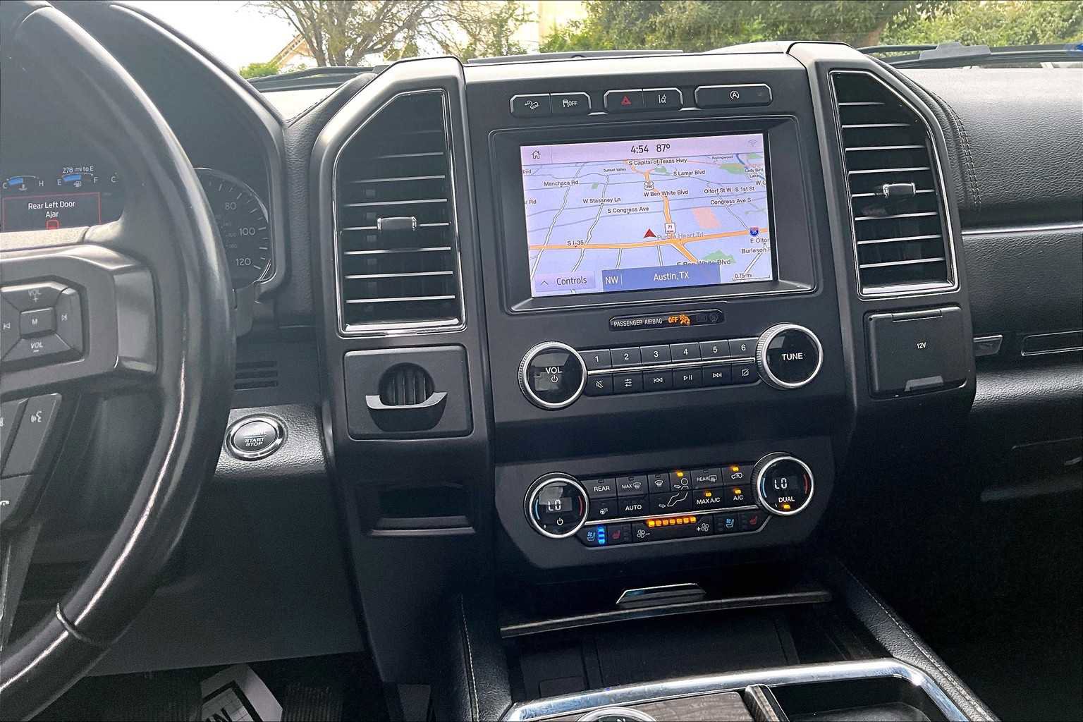 Used 2021 Ford Expedition Max Limited image 7