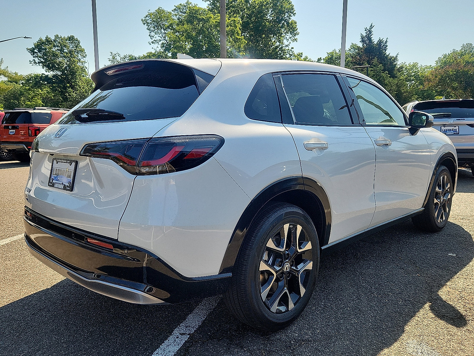 Certified 2027 Honda HR-V EX-L image 3