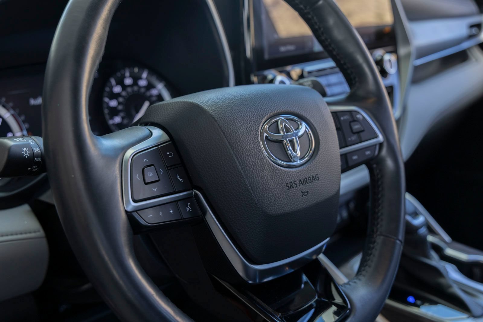 Used 2020 Toyota Highlander Platinum AWD/4WD image 16