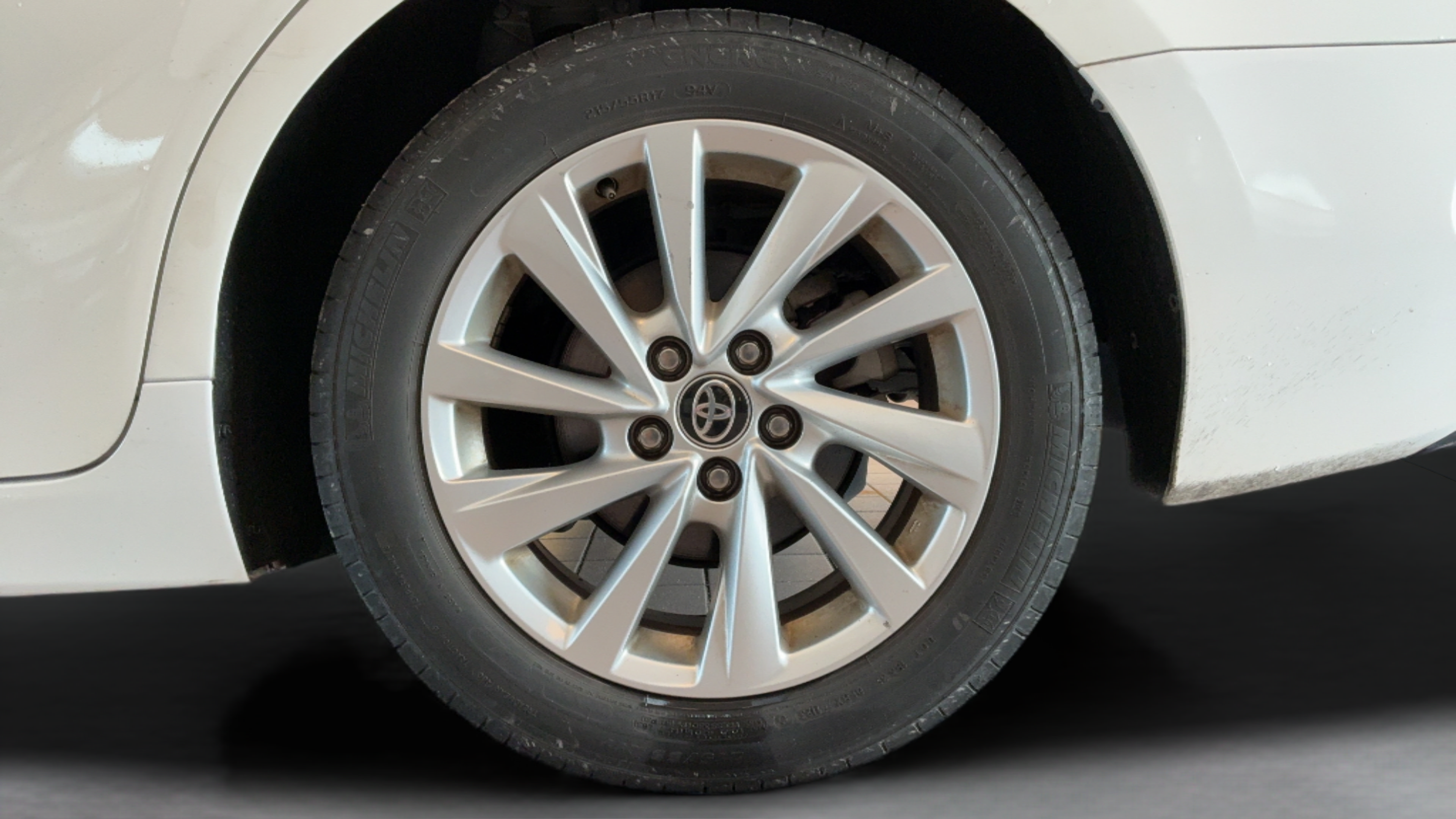 Used 2024 Toyota Camry LE w/ Convenience Package FWD image 45