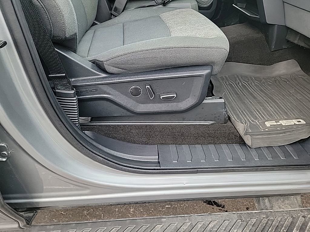 Certified 2021 Ford F150 XLT w/ Equipment Group 302A High image 37