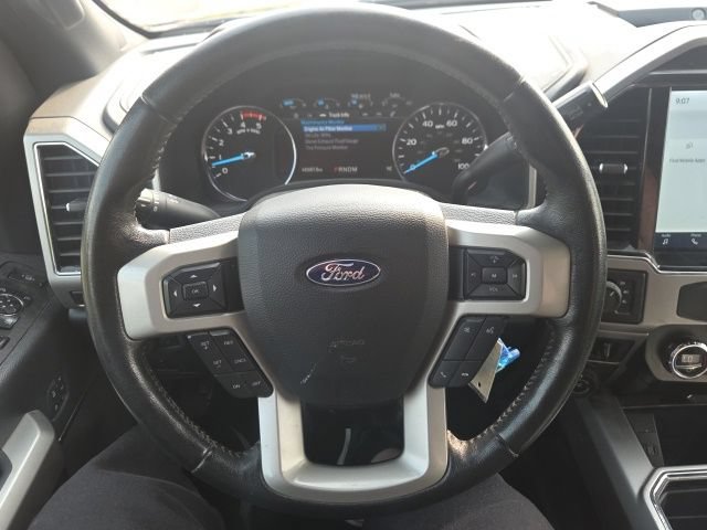 Used 2022 Ford F350 Lariat w/ Black Appearance Package AWD/4WD image 32