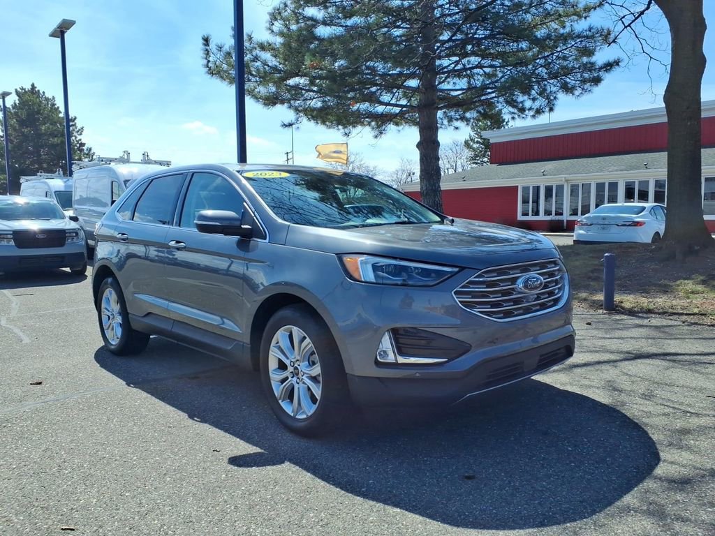 Used 2023 Ford Edge Titanium w/ Equipment Group 301A image 3