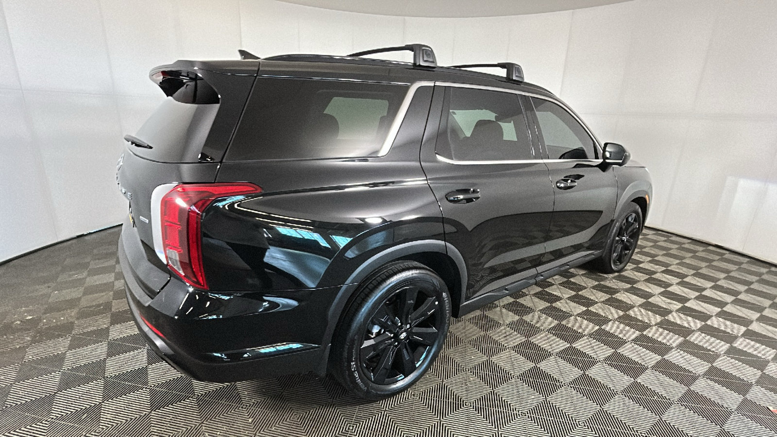 Used 2025 Hyundai Palisade XRT AWD/4WD image 3
