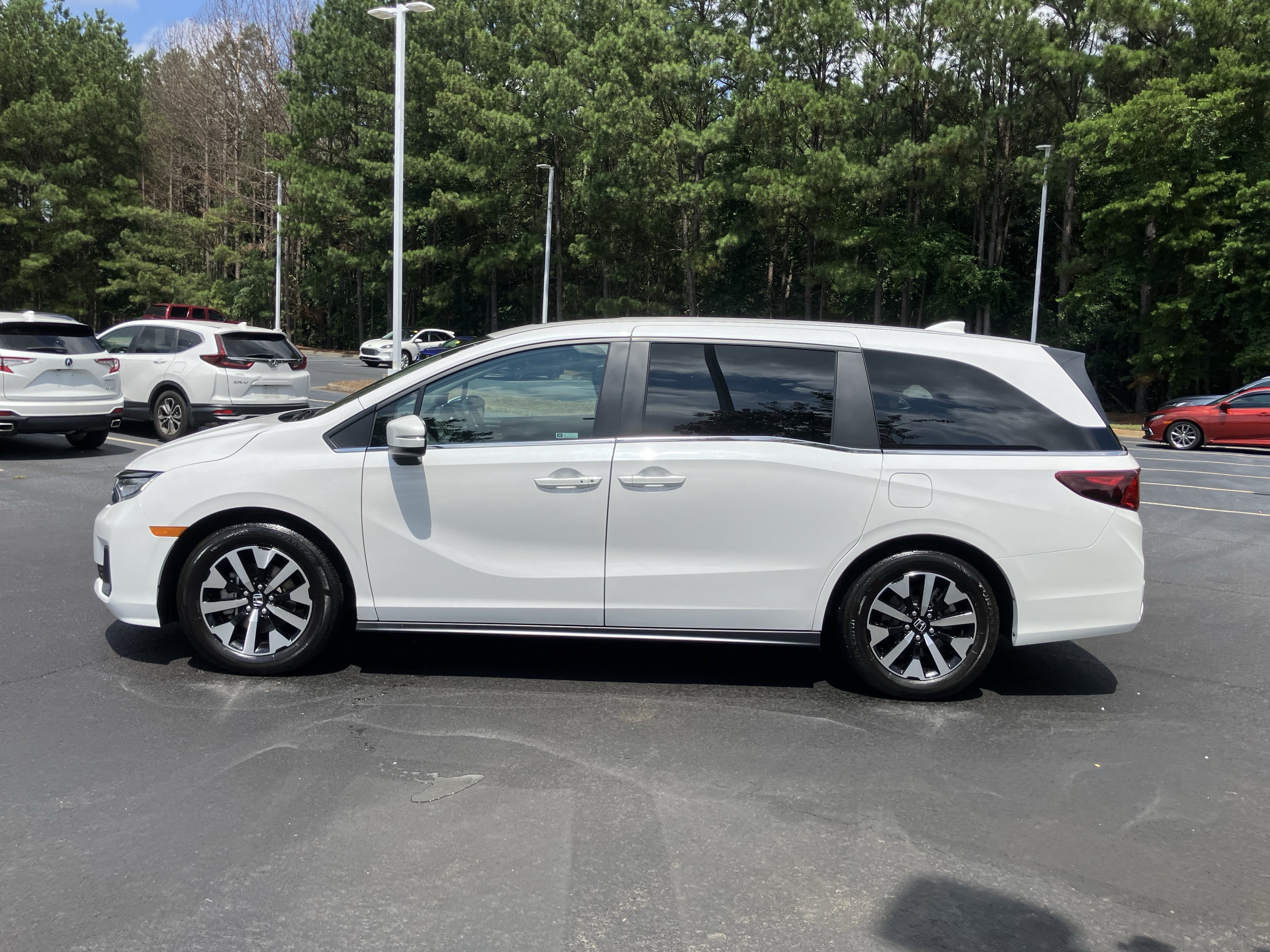 Used 2026 Honda Odyssey EX-L image 7