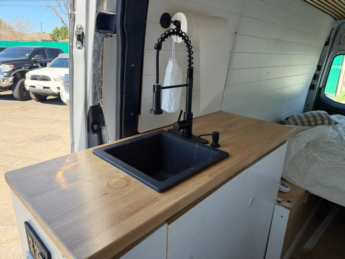 Used 2019 Mercedes-Benz Sprinter 4x4 170 image 18