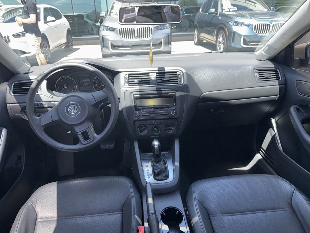 Used 2014 Volkswagen Jetta SE FWD image 6