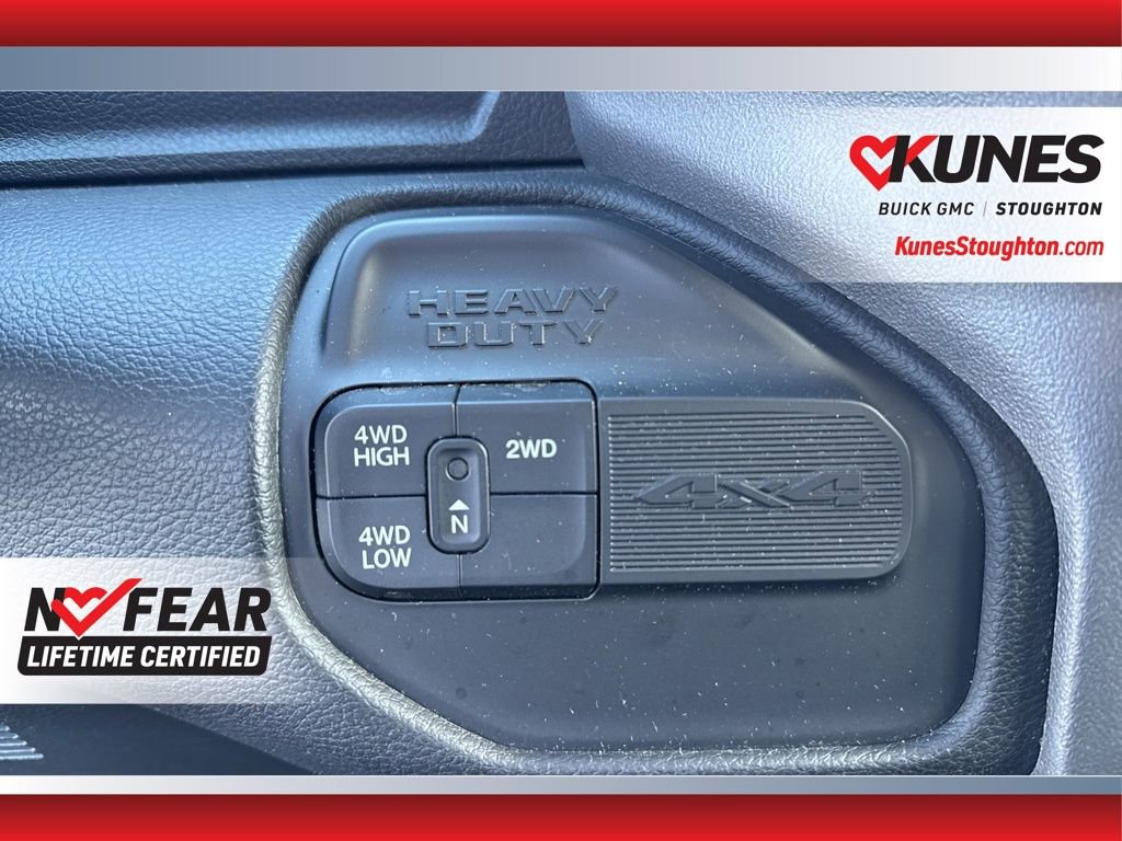 Used 2024 RAM 3500 Big Horn AWD/4WD image 21