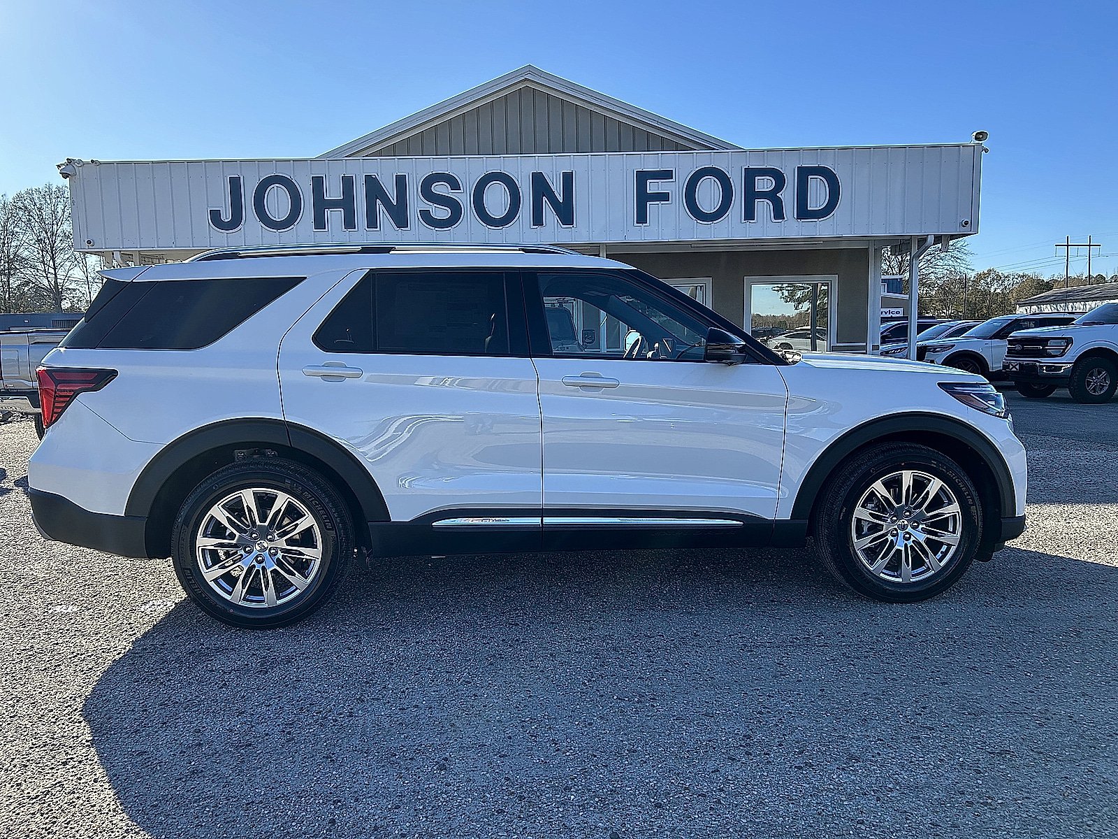 New 2026 Ford Explorer Platinum RWD image 3