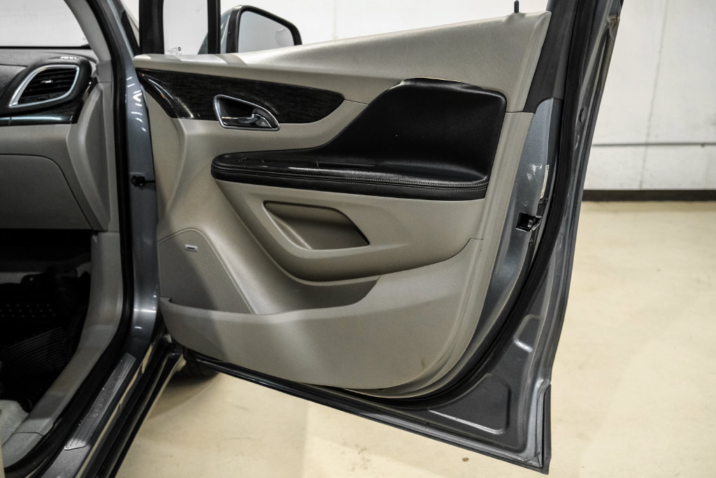 Used 2013 Buick Encore Premium FWD image 38