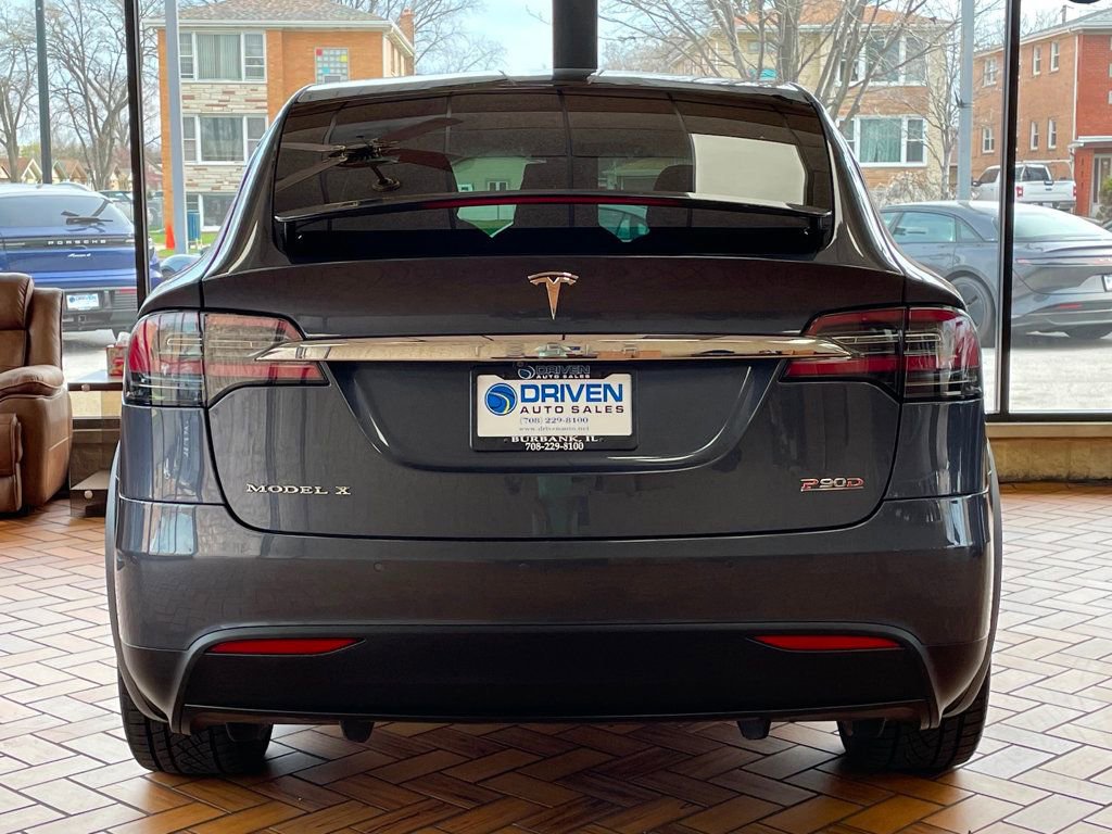 Used 2016 Tesla Model X Performance image 10