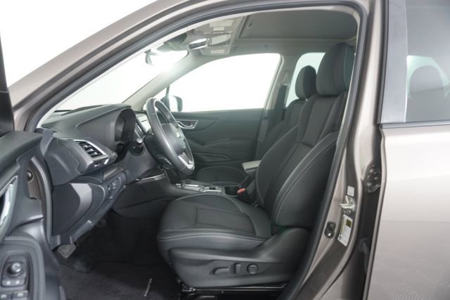 Used 2023 Subaru Forester Premium image 19