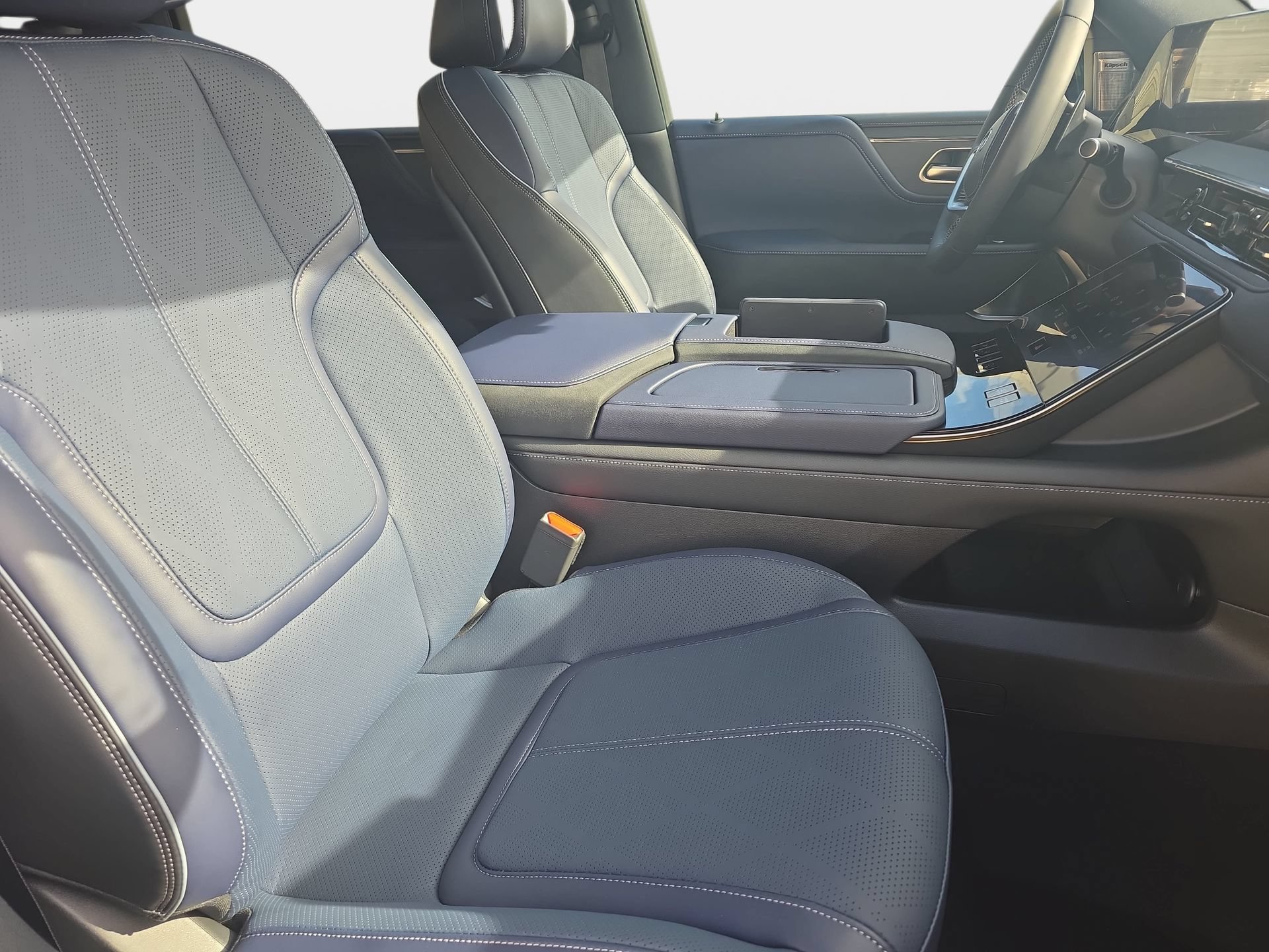 New 2026 INFINITI QX80 4WD image 10