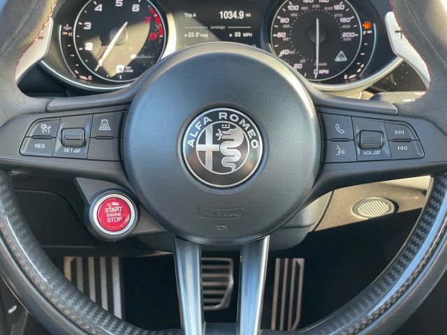 Used 2018 Alfa Romeo Giulia Quadrifoglio w/ Driver Assist Dynamic Package RWD image 23