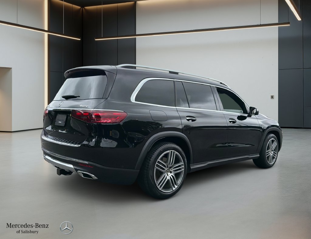 Certified 2025 Mercedes-Benz GLS 450 4MATIC image 4
