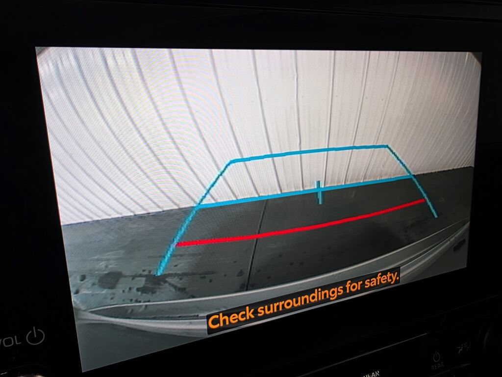 Used 2024 Toyota Highlander XLE AWD/4WD image 14