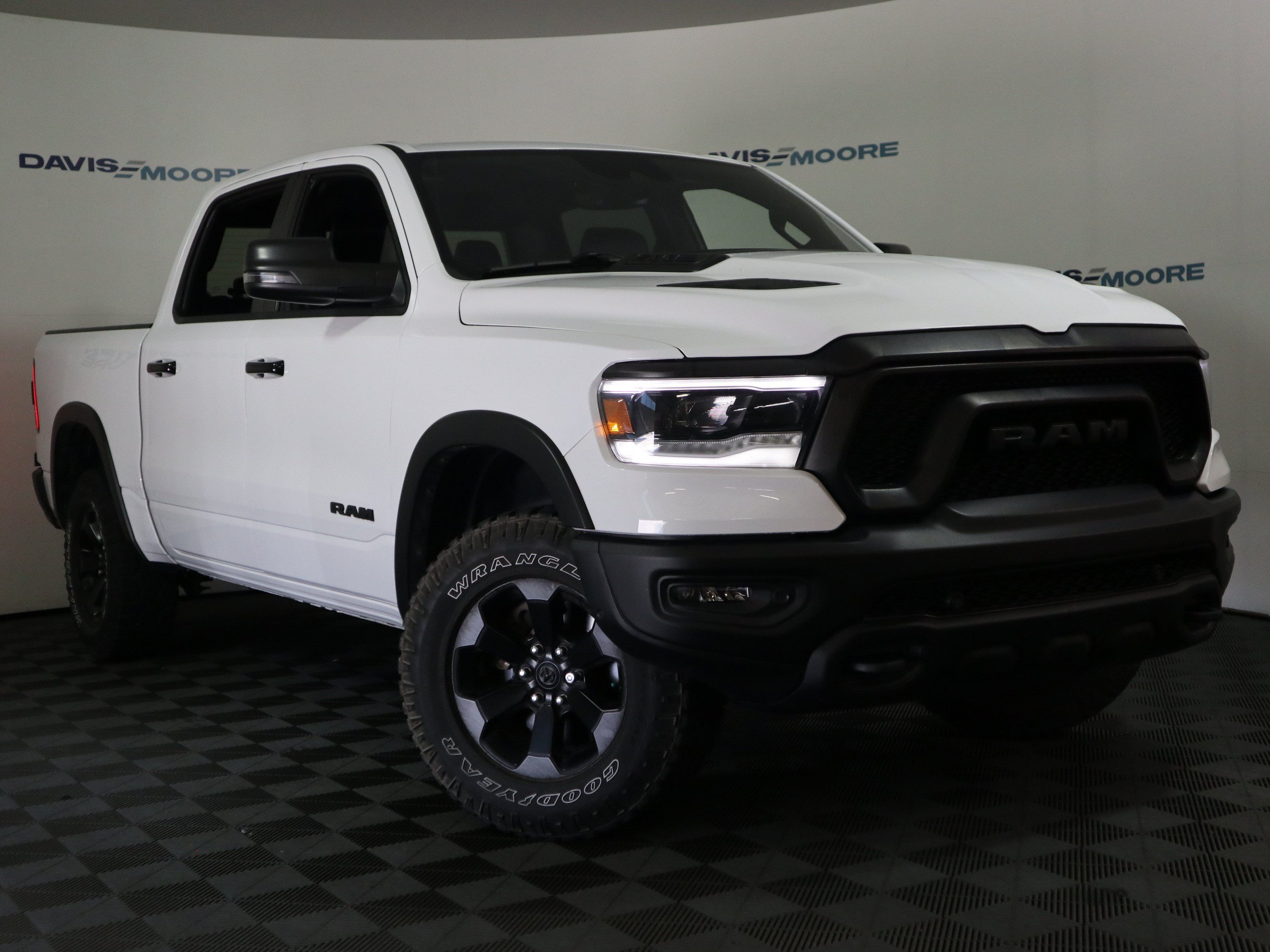 Used 2023 RAM 1500 Rebel w/ Rebel Level 2 Equipment Group AWD/4WD image 2