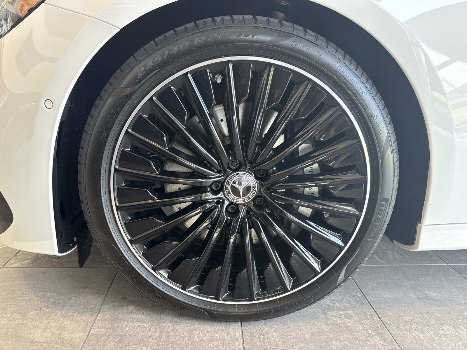 New 2026 Mercedes-Benz E 450 4MATIC Sedan image 10