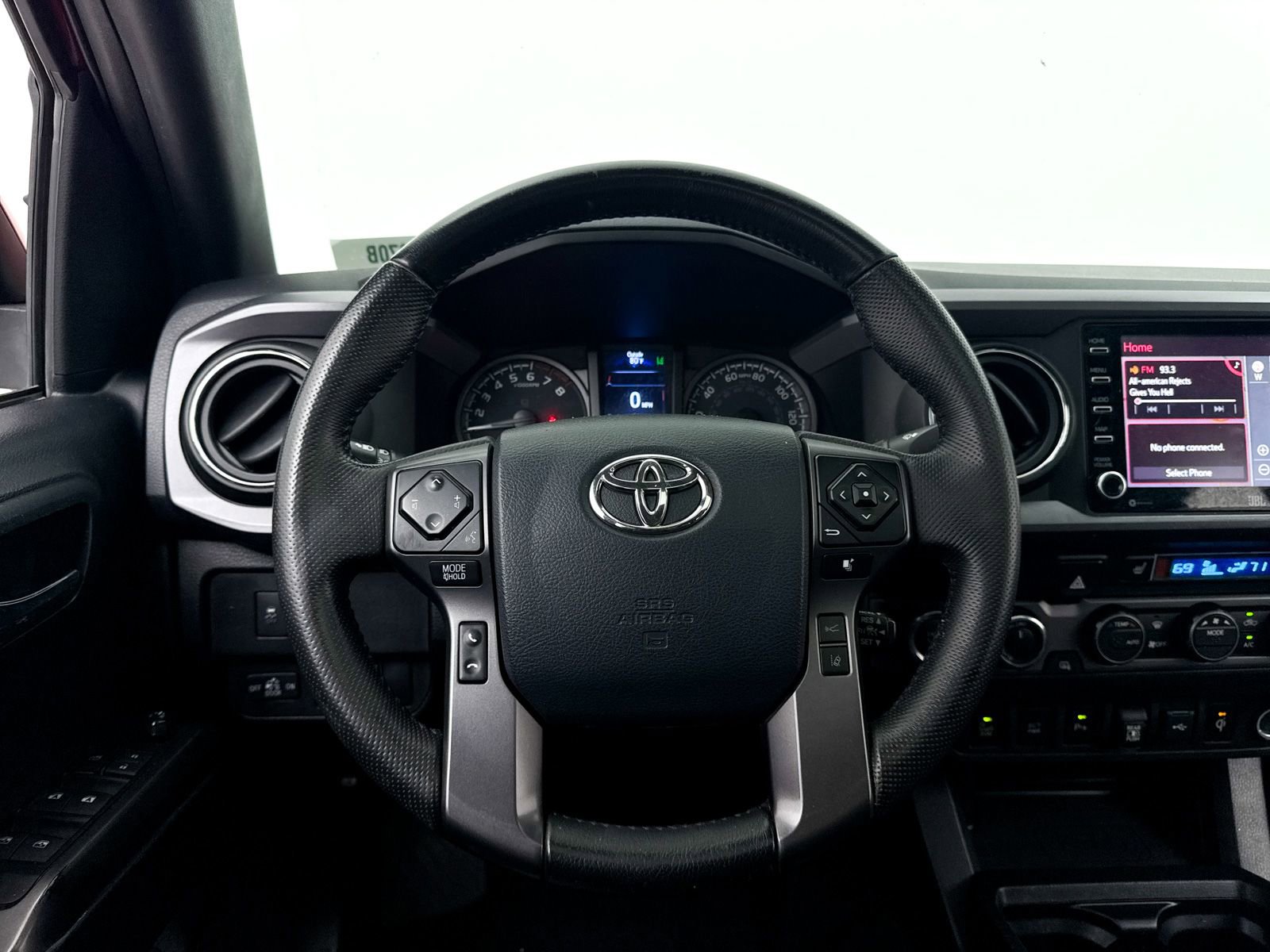 Used 2020 Toyota Tacoma TRD Off-Road w/ TRD Premium Off Road Package AWD/4WD image 34