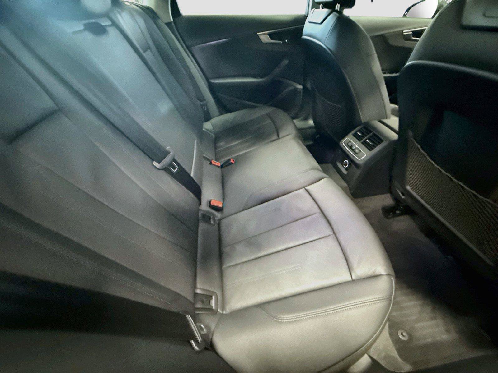 Used 2019 Audi A4 2.0T Premium FWD image 28