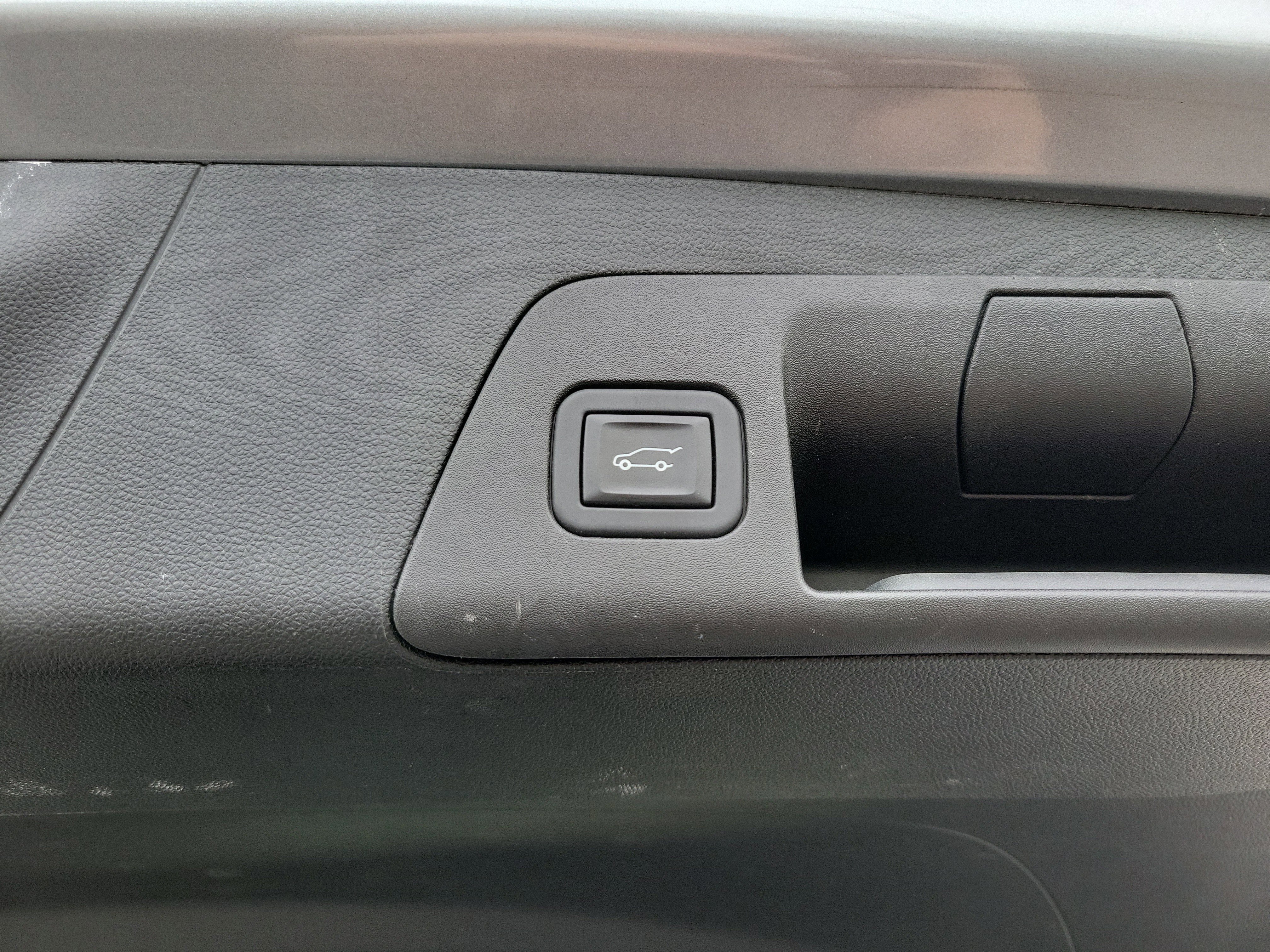 Used 2023 Buick Envision Preferred image 12