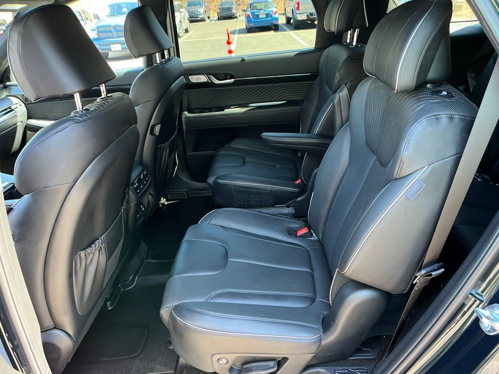Used 2025 Hyundai Palisade Calligraphy image 23