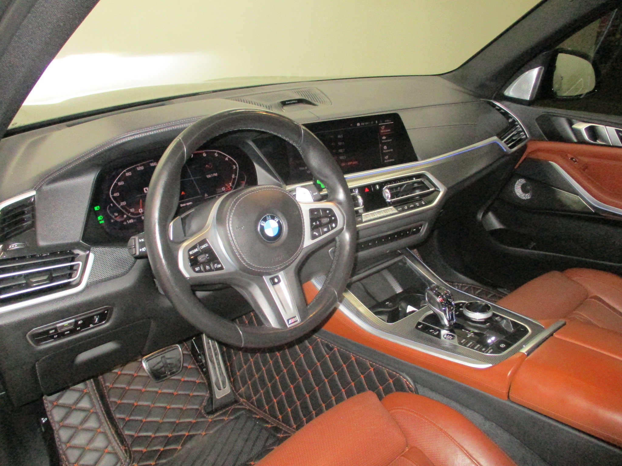Used 2022 BMW X5 M50i w/ Executive Package AWD/4WD image 19
