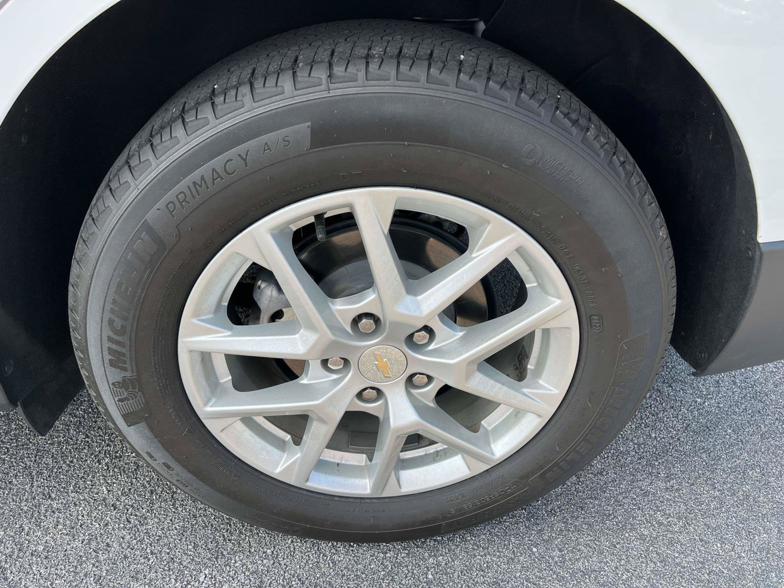 Used 2023 Chevrolet Equinox LS w/ LS Convenience Package FWD image 11