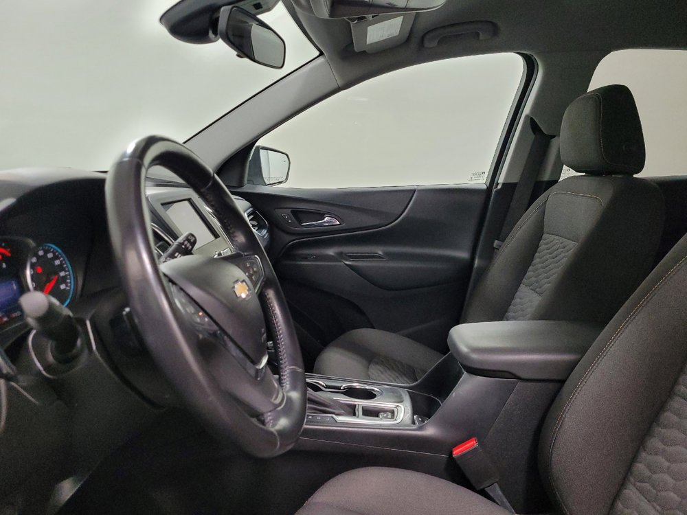 Used 2020 Chevrolet Equinox LT image 17