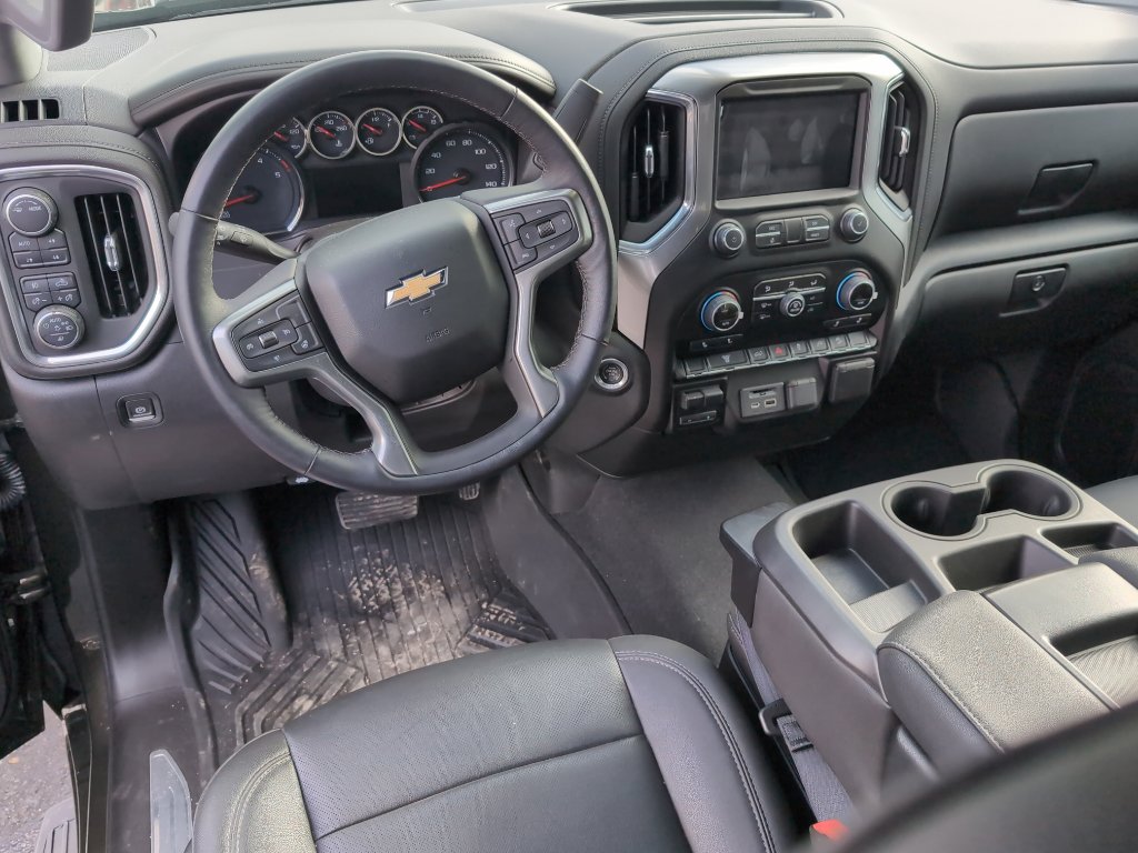 Used 2022 Chevrolet Silverado 2500 LTZ w/ Z71 Off-Road Package image 9