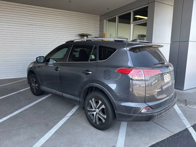 Used 2016 Toyota RAV4 LE AWD/4WD image 4