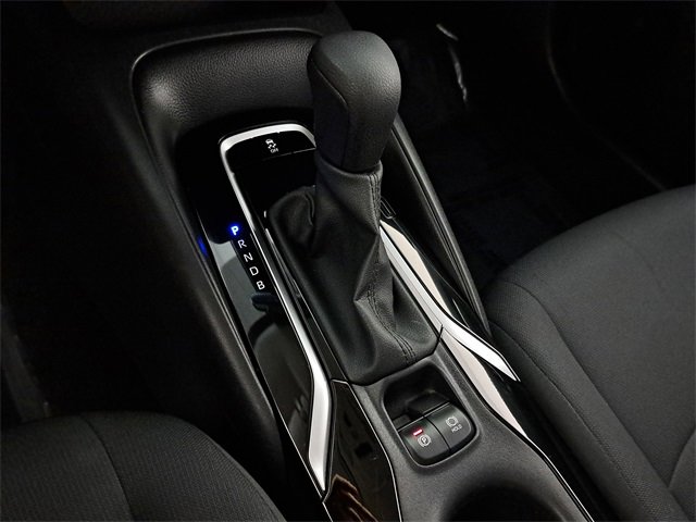 Used 2020 Toyota Corolla LE image 30