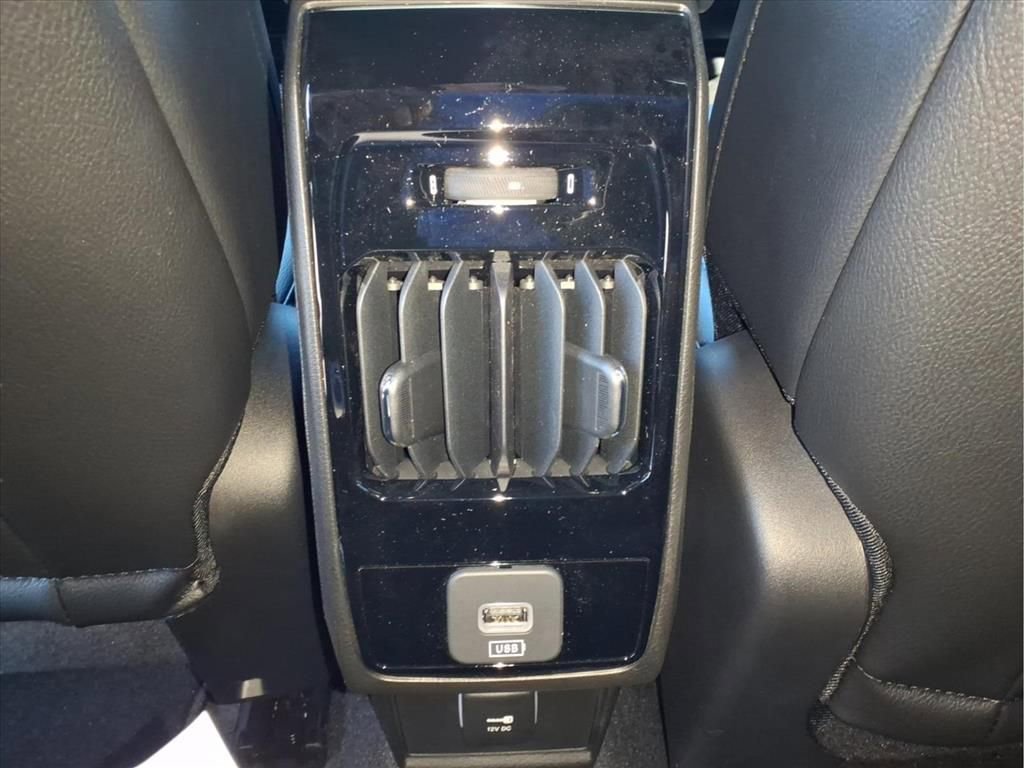 New 2026 Jeep Compass Latitude image 11