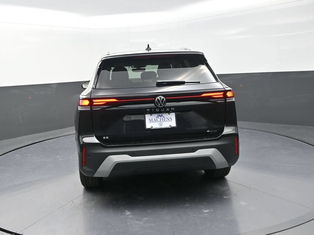 New 2026 Volkswagen Tiguan SE AWD/4WD image 9